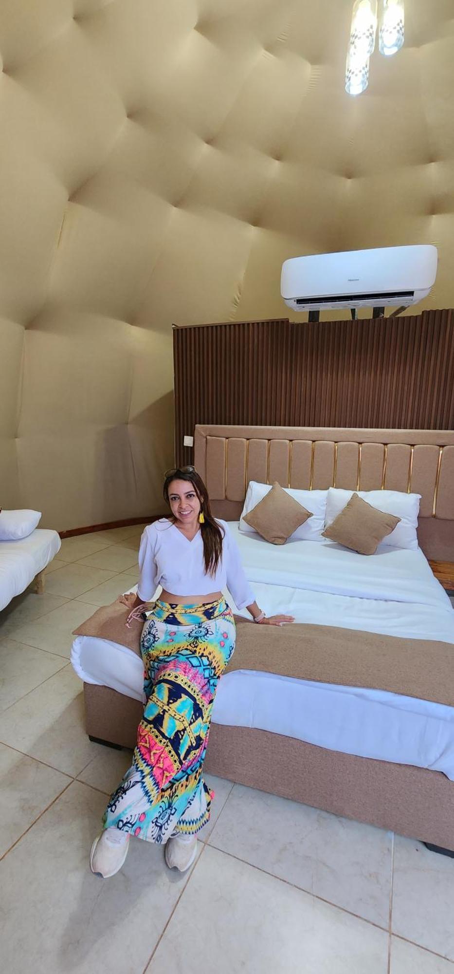 Wadi Rum Eagle Luxury Camp Exterior photo